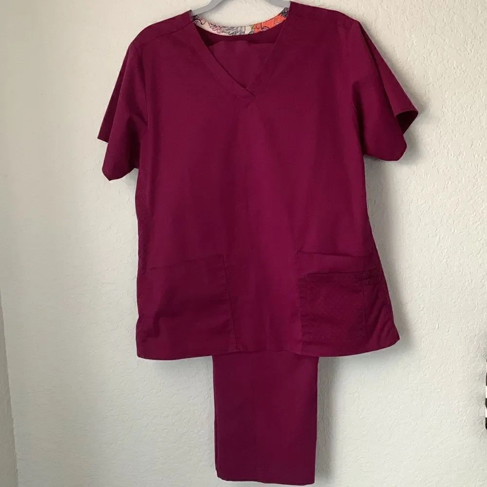 Vera Bradley Medical Scrub Set Short Sleeve V-Neck Pockets Burgundy Size L